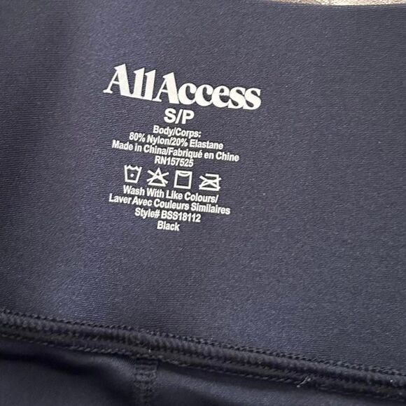 All-access Women's Black and Navy Shorts small - Picture 3 of 6